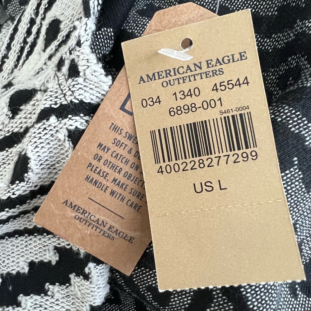 NWT American Eagle Black Cream Aztec Tribal Open Cardigan Boho Sweater - Picture 7 of 8